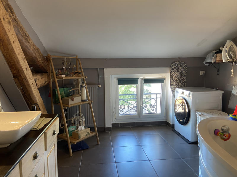 Appartement - 100 m² - 4 pièces