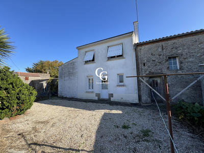 Maison ancienne - 104 m² - 5 pièces