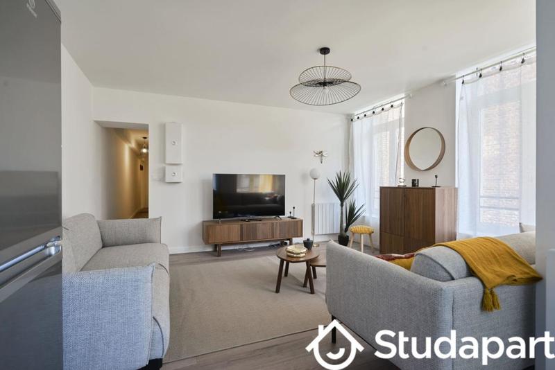 Chambre - 10 m² - 1 pièce