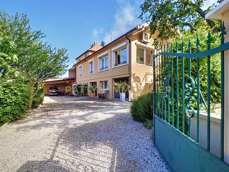 Maison - 125 m² - 6 pièces