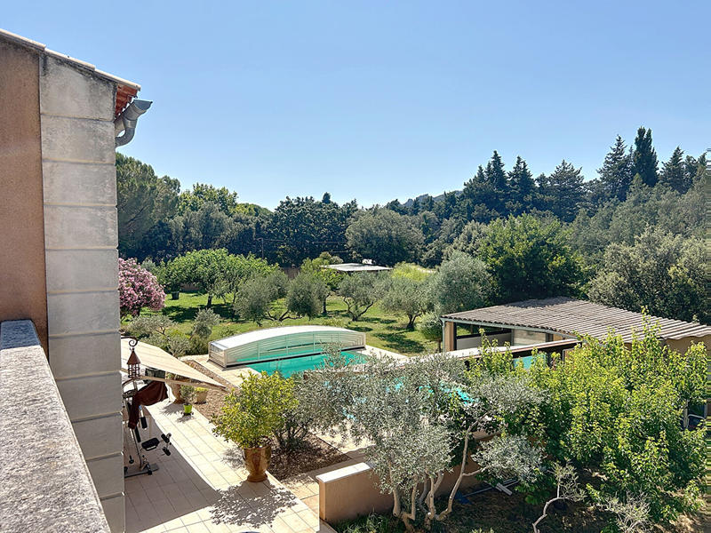 Maison - 300 m² - 7 pièces