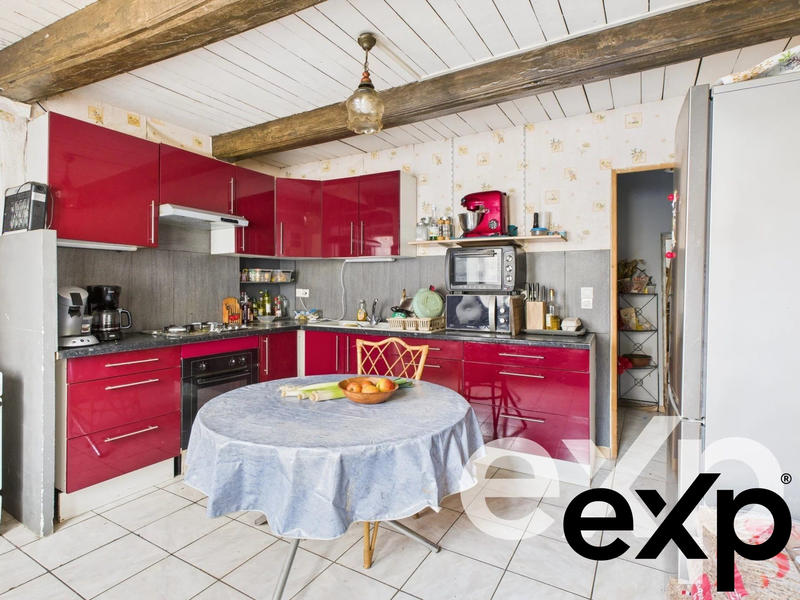 Maison - 97 m² - 4 pièces