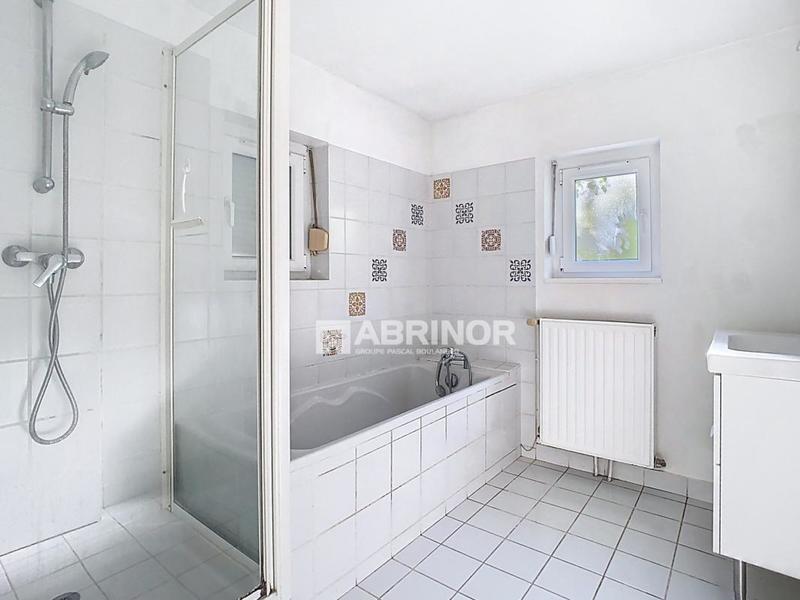 Maison - 111 m² - 5 pièces