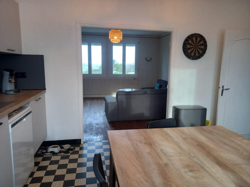 Maison - 128 m² - 8 pièces