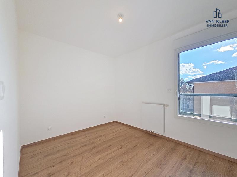 Appartement - 90 m² - 4 pièces