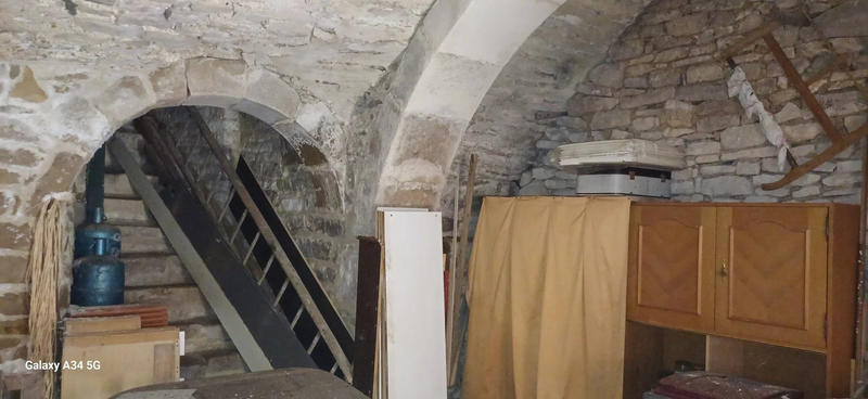 Maison traditionnelle - 179 m² - 7 pièces