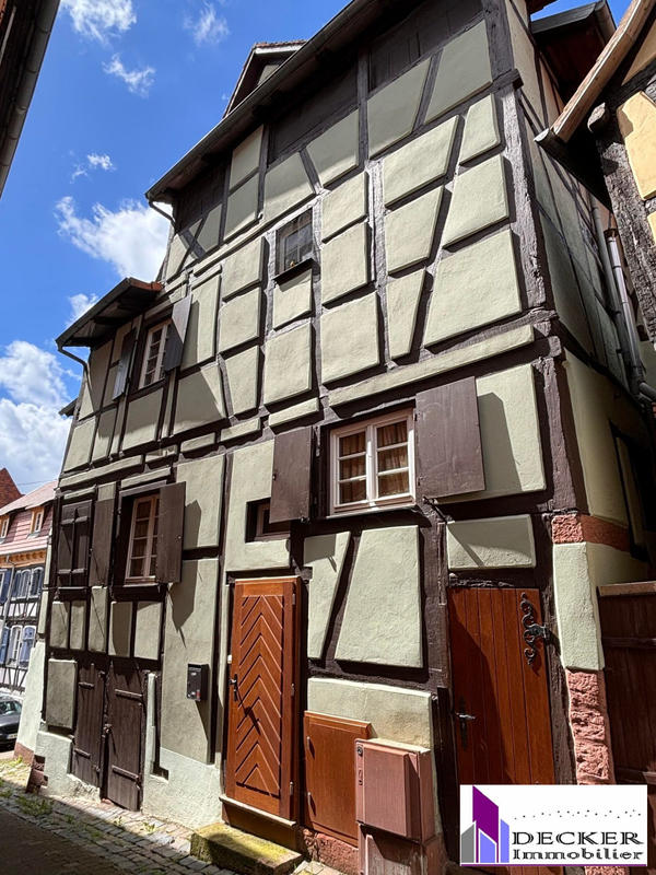 Maison traditionnelle - 89 m² - 6 pièces