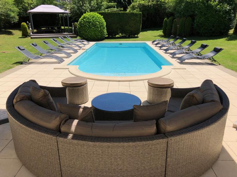 Château - 406 m² - 11 pièces