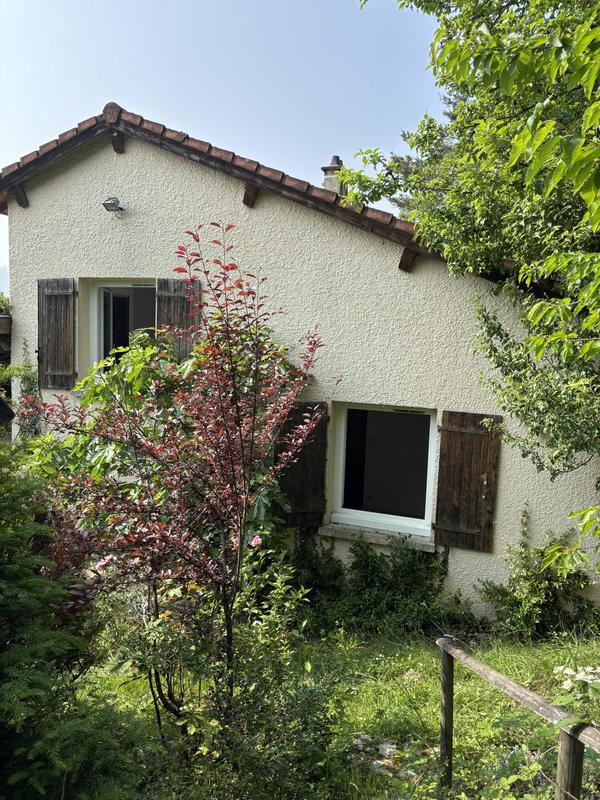 Villa - 121 m² - 6 pièces