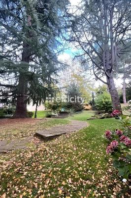 Appartement - 92 m² - 4 pièces