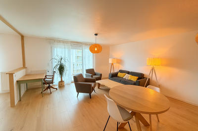 Appartement - 92 m² - 5 pièces