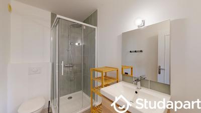 Chambre - 13 m² - 1 pièce