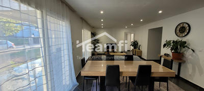 Maison - 110 m² - 5 pièces