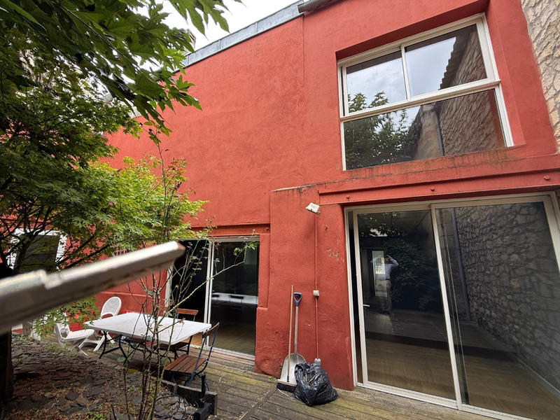 Local commercial - 100 m² - 4 pièces