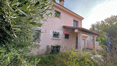 Villa - 146 m² - 6 pièces