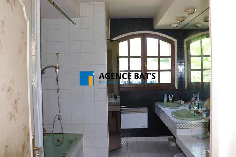 Maison - 139 m² - 7 pièces