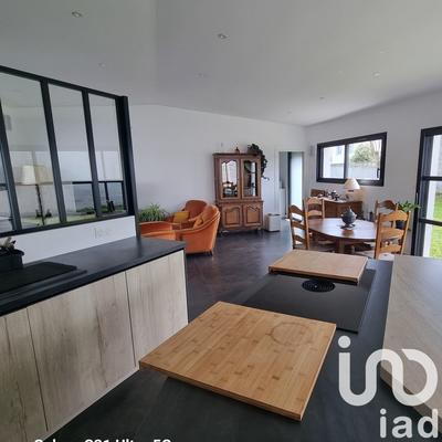 Maison - 147 m² - 6 pièces