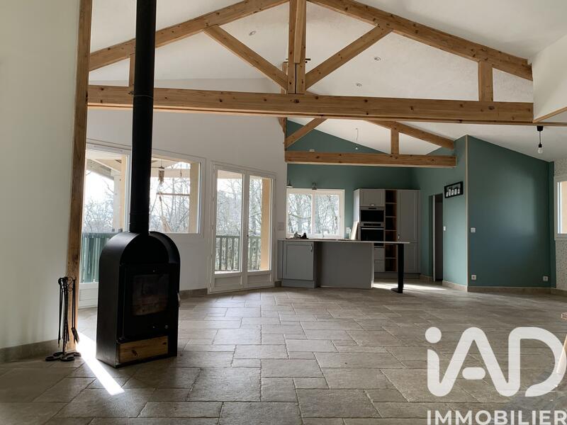 Maison de campagne - 211 m² - 7 pièces