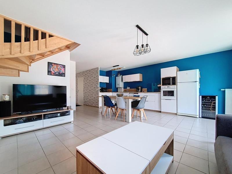 Maison - 97 m² - 4 pièces