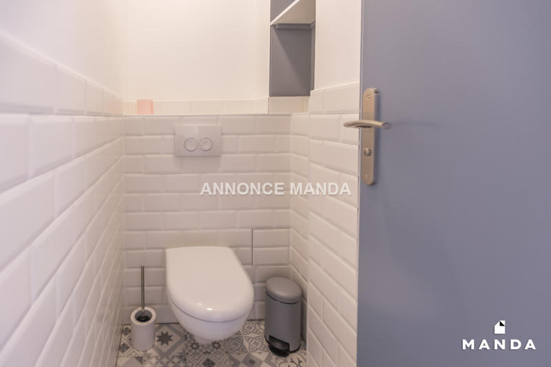 Chambre - 10 m² - 5 pièces