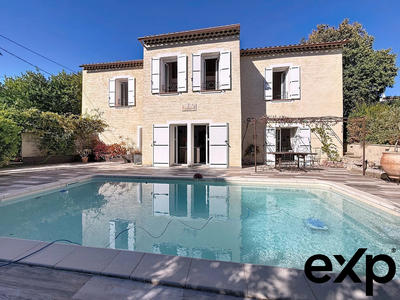 Maison - 190 m² - 5 pièces