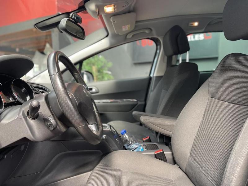 Peugeot 5008 1.6 hdi 120 Ch Bv Eat6 Allure - Garantie 6 Mois