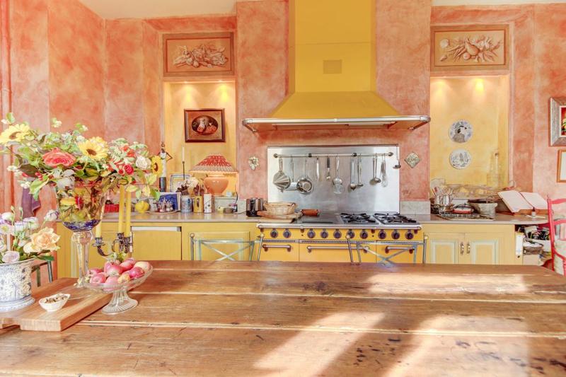 Maison de maîtres - 368 m² - 12 pièces