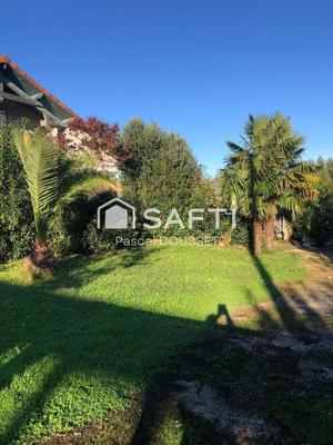 Maison - 200 m² - 5 pièces