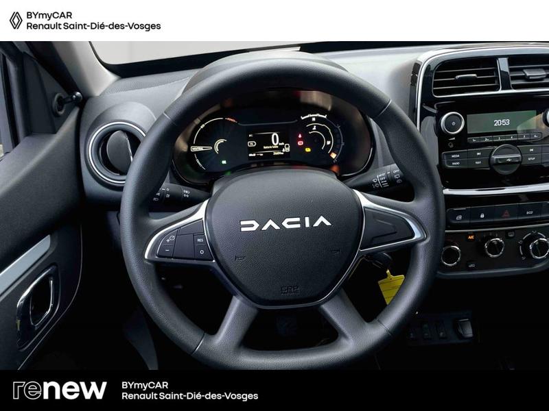 Dacia Spring Essential -23b