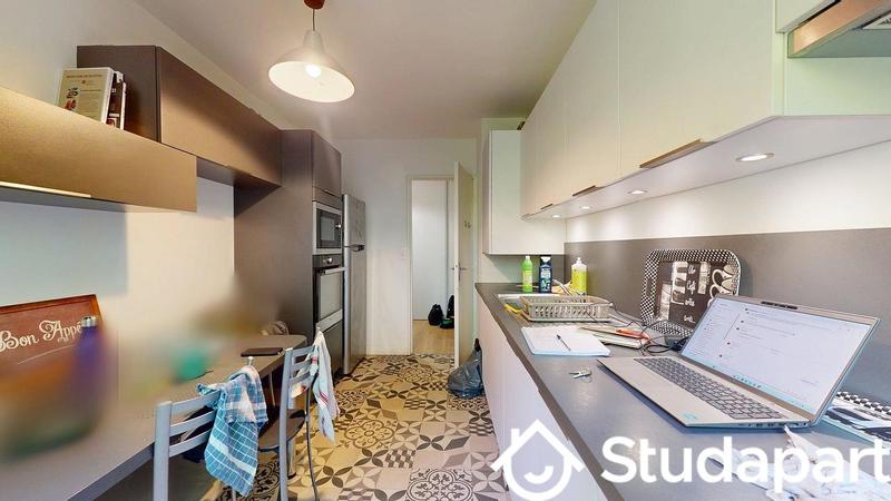 Chambre - 45 m² - 1 pièce