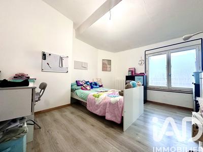 Maison - 98 m² - 5 pièces