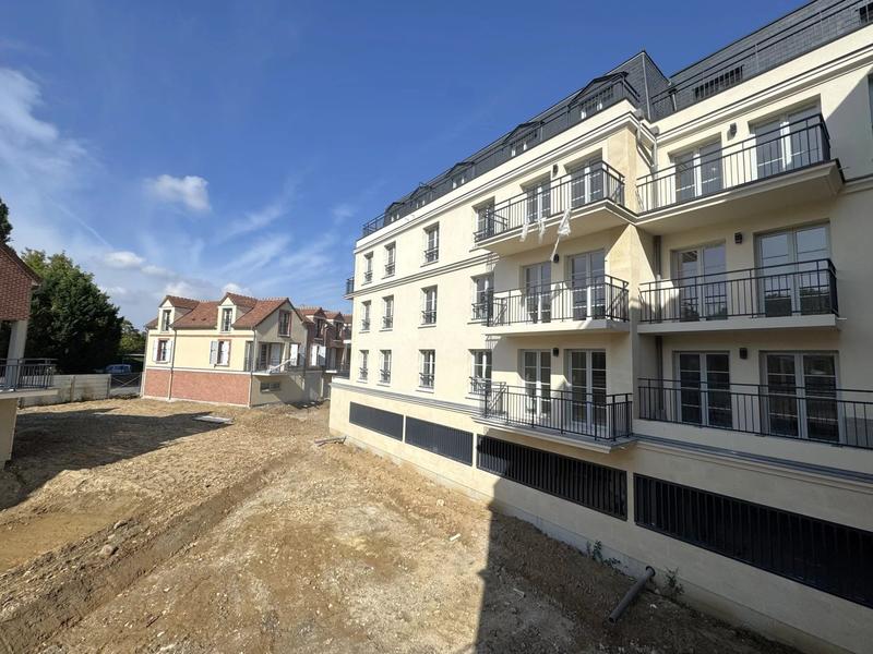 Appartement - 90 m² - 4 pièces