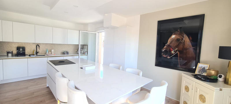 Appartement - 79 m² - 3 pièces