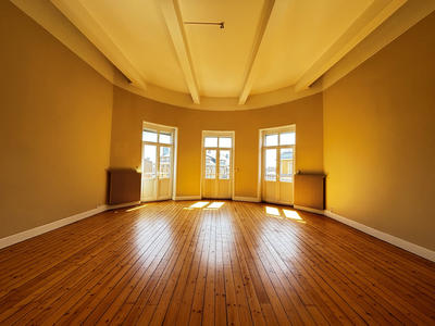 Appartement - 283 m² - 7 pièces