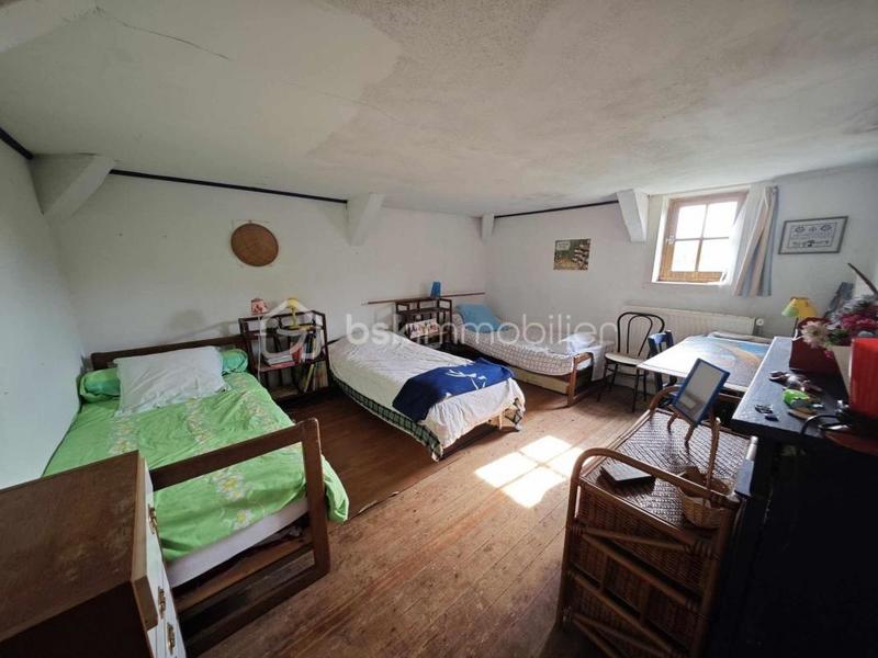 Maison ancienne - 149 m² - 8 pièces