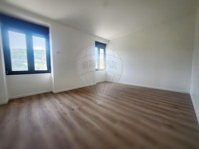 Appartement - 107 m² - 4 pièces