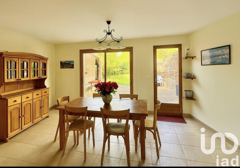 Maison - 180 m² - 7 pièces