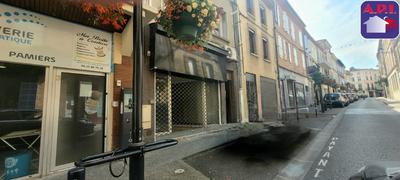 Local d'activités - 139 m² - 3 pièces