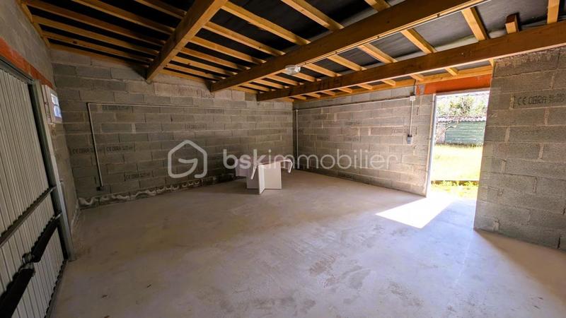 Maison traditionnelle - 149 m² - 6 pièces