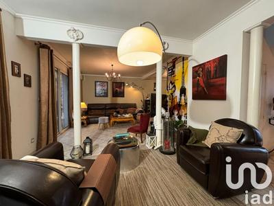 Maison - 166 m² - 6 pièces