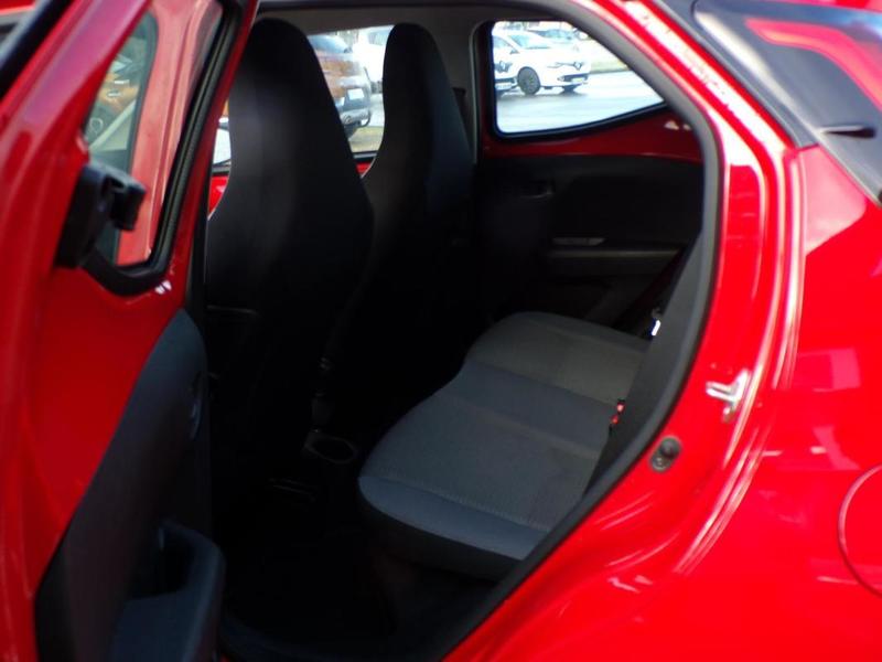 Toyota Aygo X-Play 1.0l Wti Essence