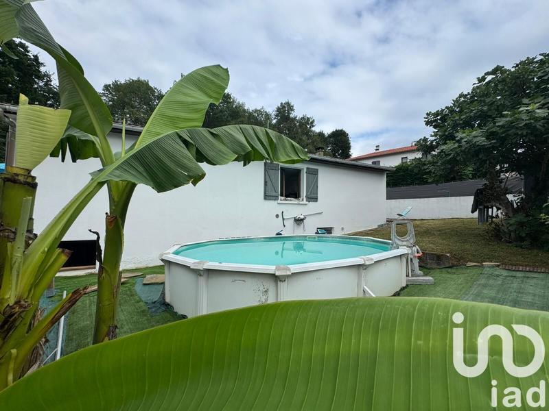 Maison - 95 m² - 6 pièces