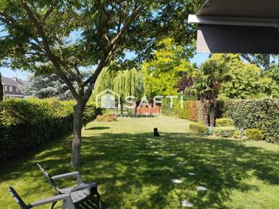 Maison - 93 m² - 4 pièces