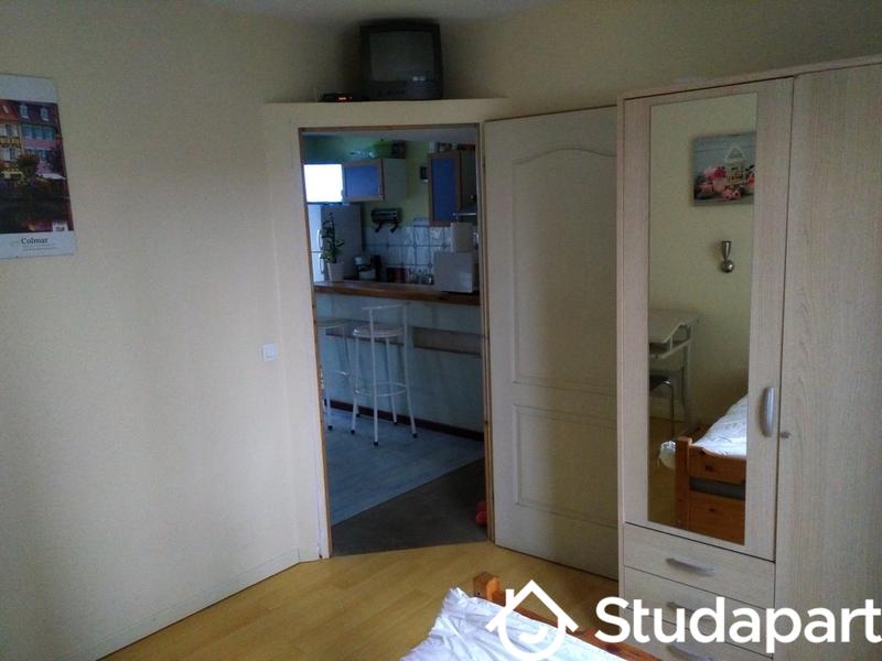 Chambre - 9 m² - 1 pièce