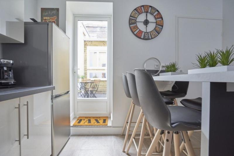 Maison - 82 m² - 6 pièces