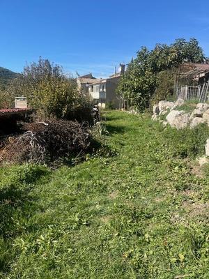 Terrain constructible - 800 m²