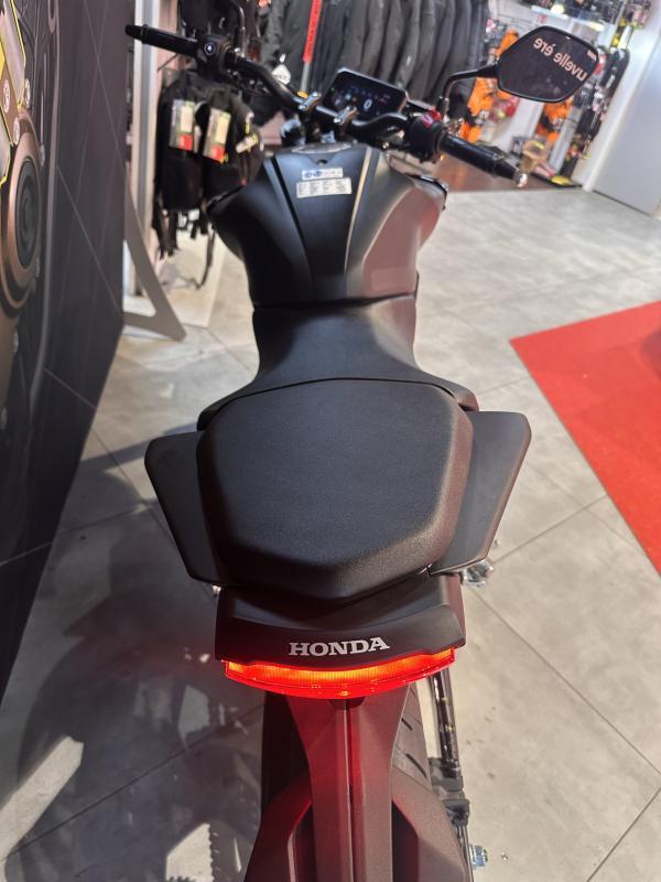 Honda Cb 125 R