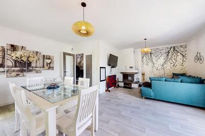 Maison - 93 m² - 4 pièces