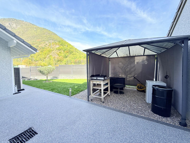 Maison - 96 m² - 4 pièces