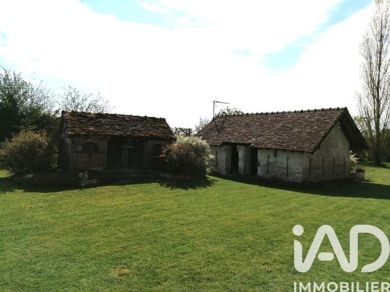 Maison - 235 m² - 7 pièces